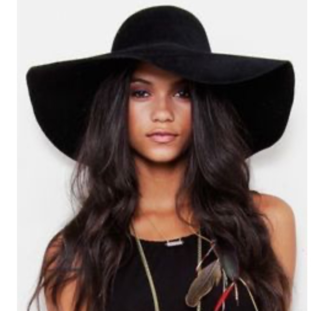 Brandy melville black wool hat